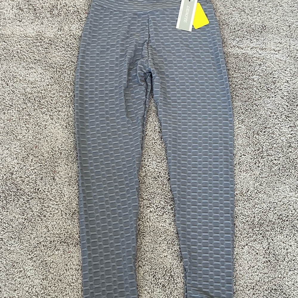 Large Grey Butt Lifting Workout Leggings for Women